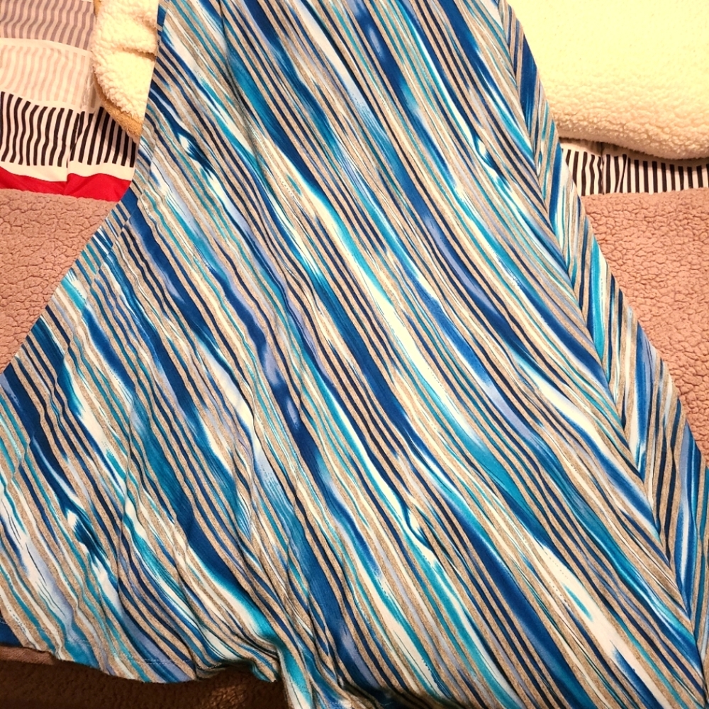 New Direction Petite 3/4 Skirt